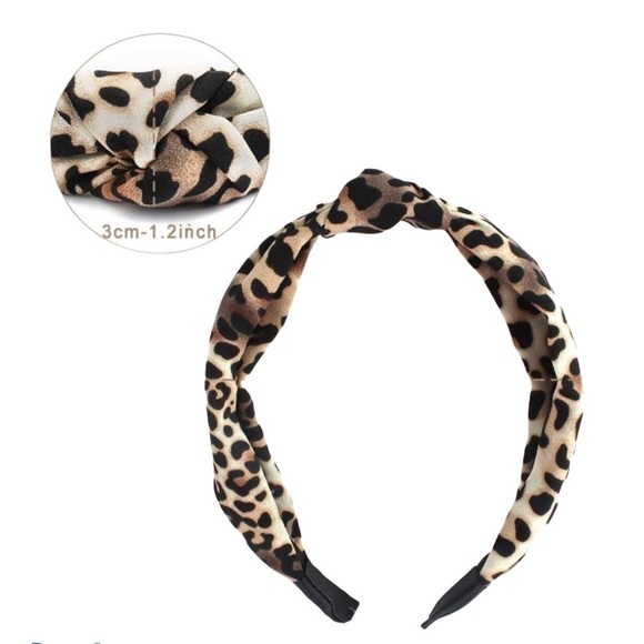 Knotted Headbands Leopard Print and Pearl Pair - Picture 5 of 5